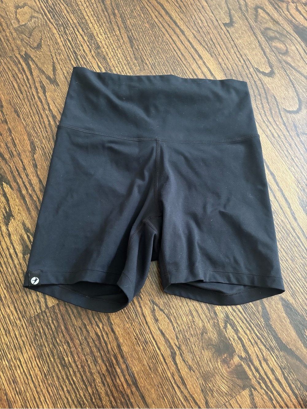 Oiselle Essential Bird Shorts High-Waist Black Women's Athletic Shorts size 4